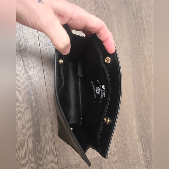 Yves Saint Laurent Black Cosmetic Bag Snaps Classic Travel Vacation Chic - Picture 4 of 6